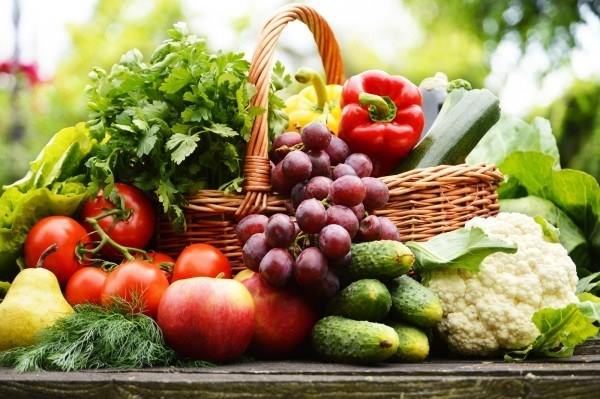 Salvestrols in organic vegetables and fruit help fight cancer cells.